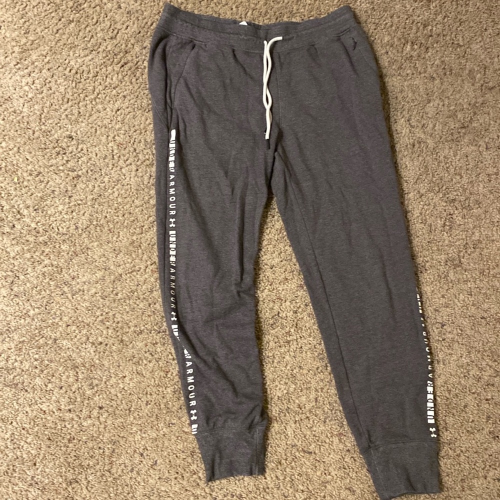 Under Armour sweat pants/ joggers